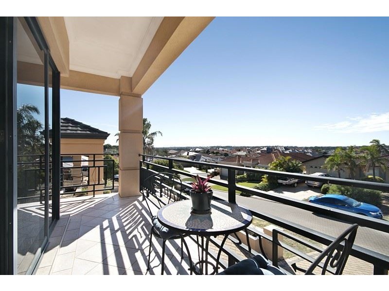 3 Clune Place, Coogee WA 6166