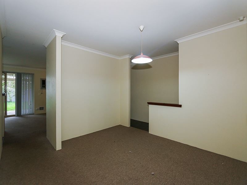 18 Gilbertson Road, Kardinya WA 6163