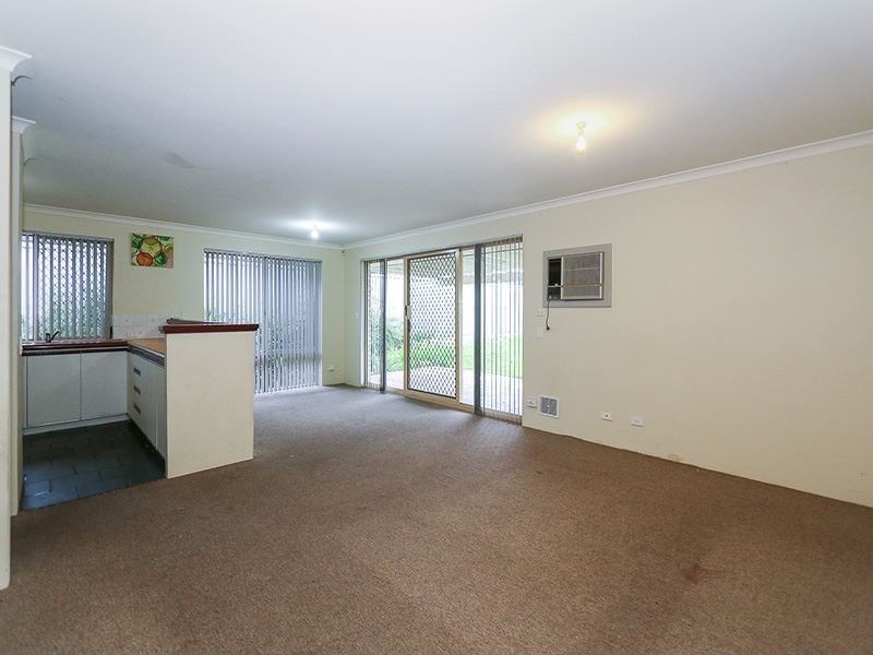 18 Gilbertson Road, Kardinya WA 6163