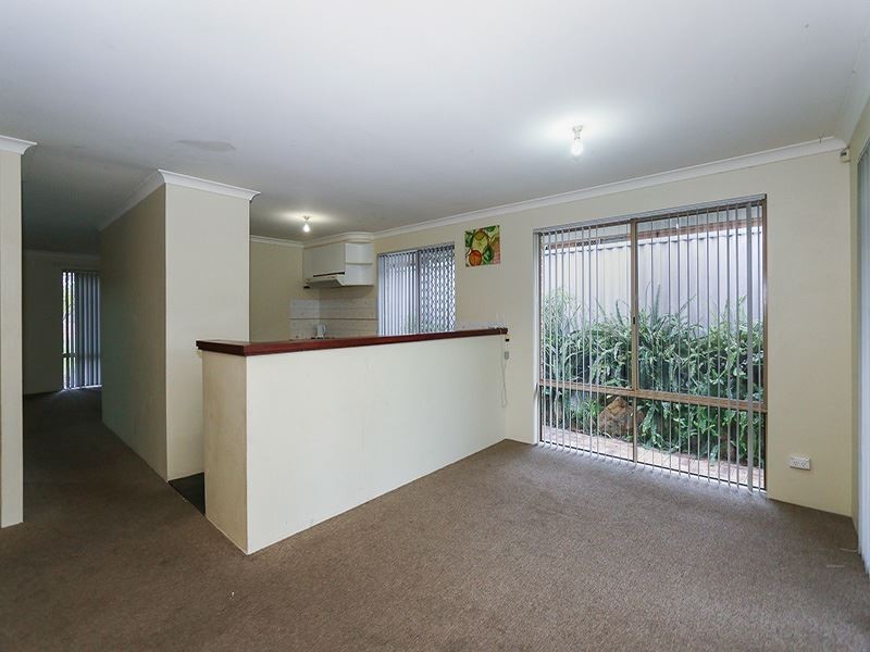 18 Gilbertson Road, Kardinya WA 6163