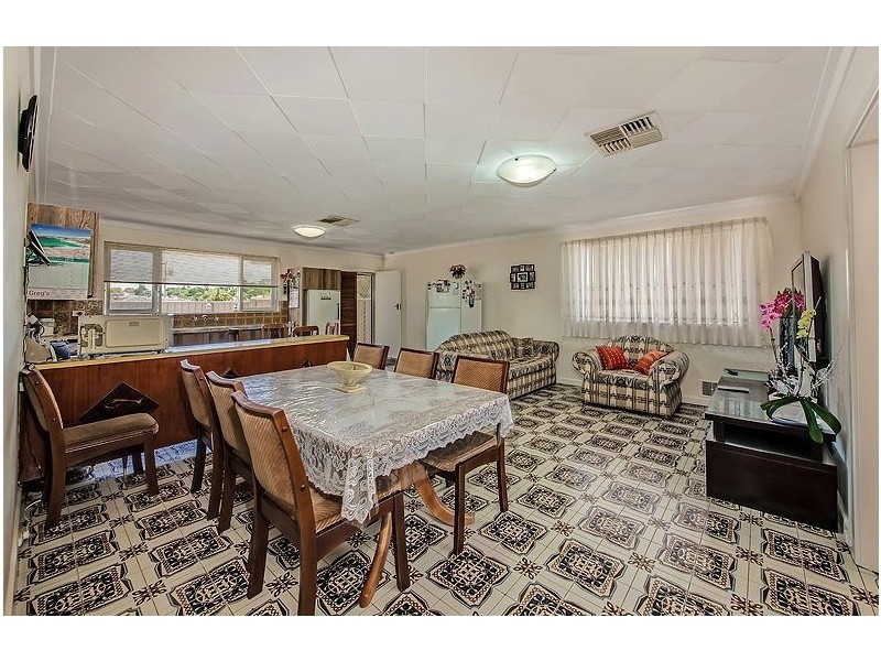 15 Fortini Court, Hamilton Hill WA 6163