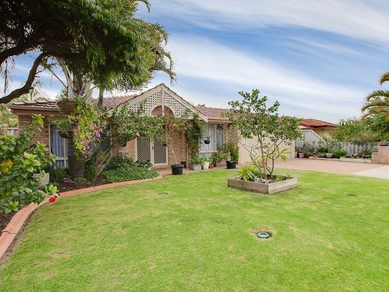 12 Link Way, Cooloongup WA 6168