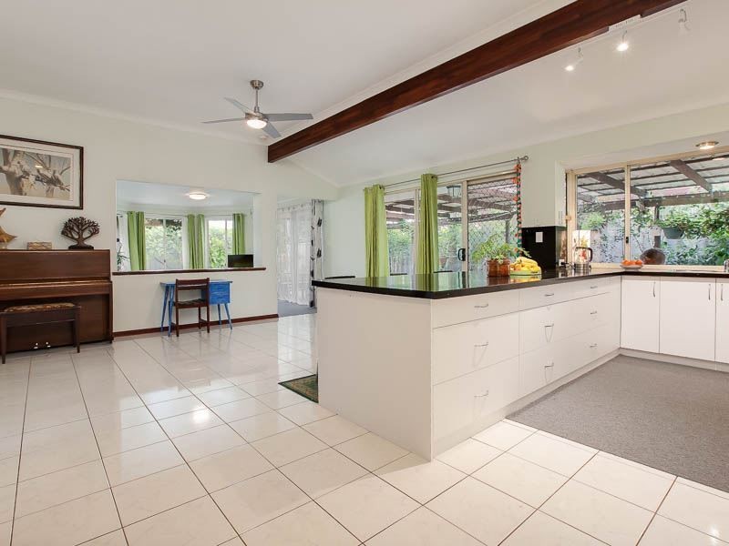 12 Link Way, Cooloongup WA 6168