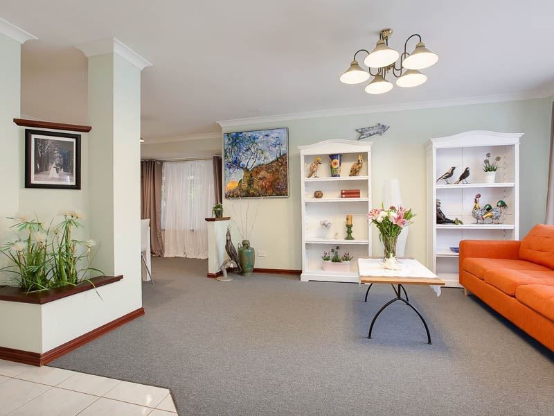 12 Link Way, Cooloongup WA 6168