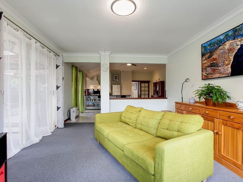 12 Link Way, Cooloongup WA 6168