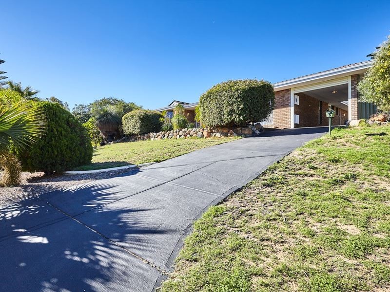 3 Shelley Way, Munster WA 6166