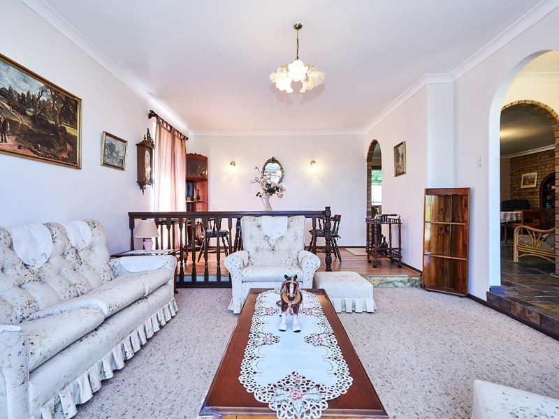 3 Shelley Way, Munster WA 6166