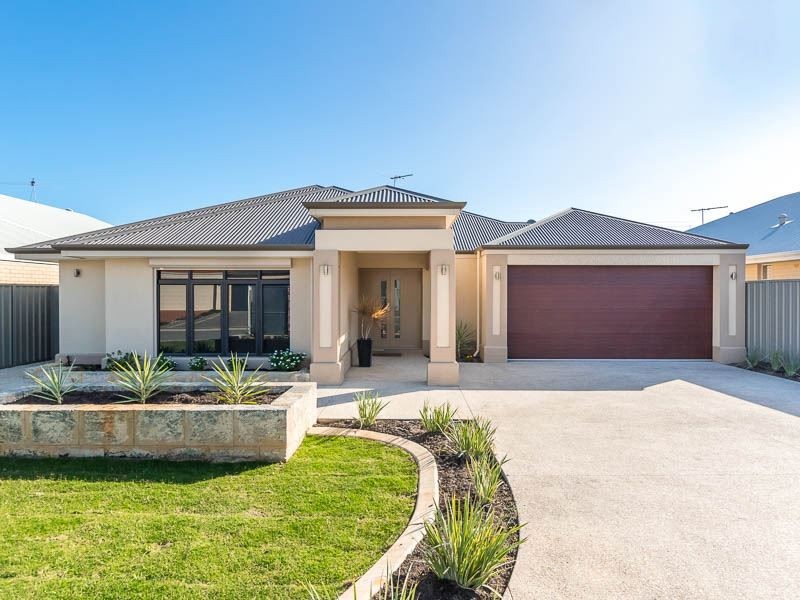 10 Coralgum Green, South Lake WA 6164