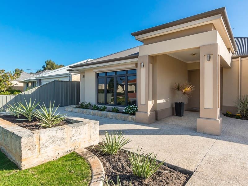 10 Coralgum Green, South Lake WA 6164