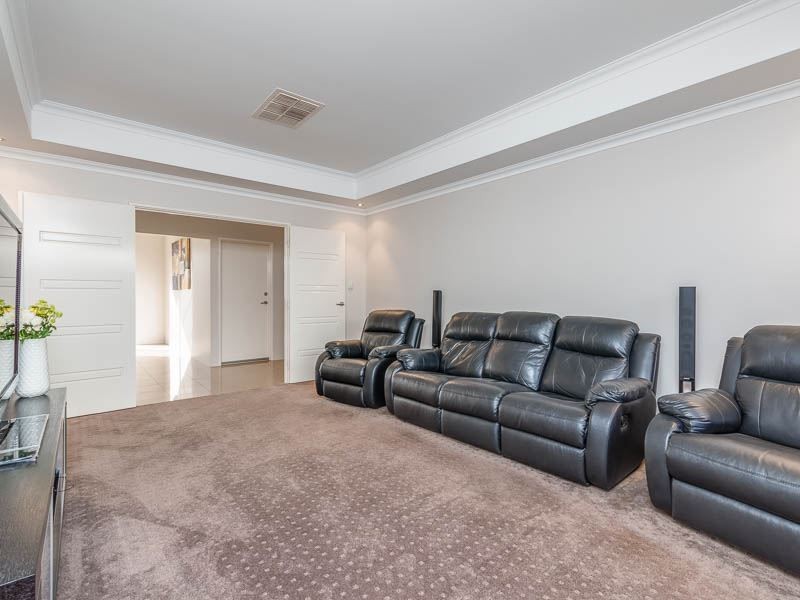 10 Coralgum Green, South Lake WA 6164