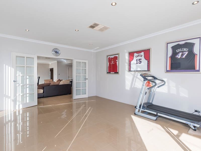 10 Coralgum Green, South Lake WA 6164