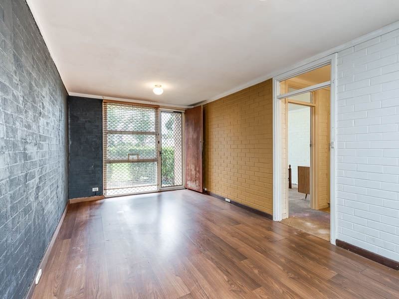 1/221 Clontarf Rd, Hamilton Hill WA 6163