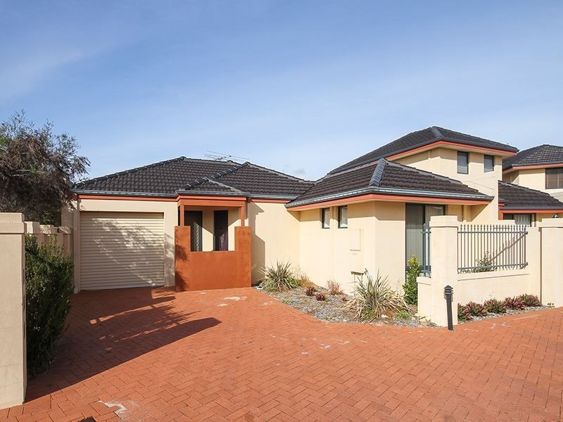 1/22 Dolphin Way, Yangebup WA 6164