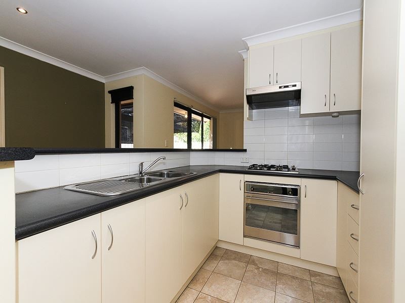 1/22 Dolphin Way, Yangebup WA 6164