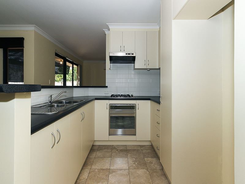 1/22 Dolphin Way, Yangebup WA 6164