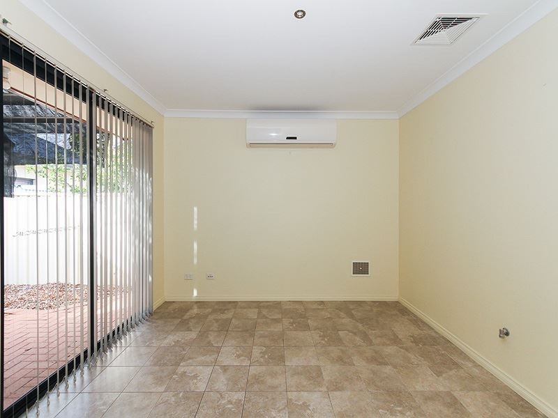 1/22 Dolphin Way, Yangebup WA 6164