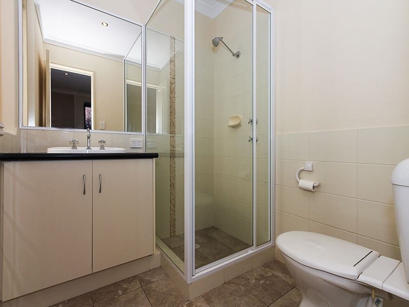 1/22 Dolphin Way, Yangebup WA 6164