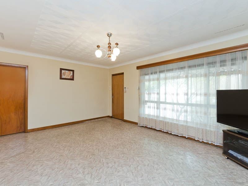 20 Headland Road, Hamilton Hill WA 6163