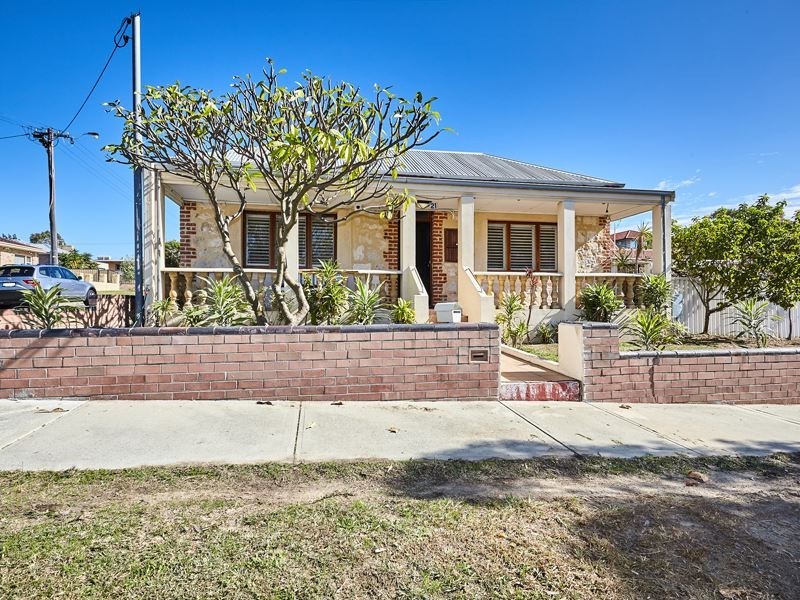 21 Curedale Street, Beaconsfield WA 6162