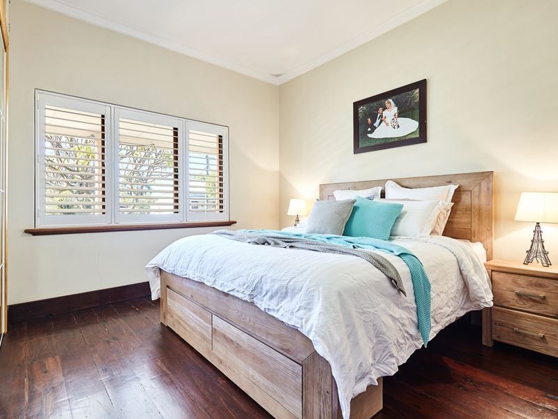 21 Curedale Street, Beaconsfield WA 6162