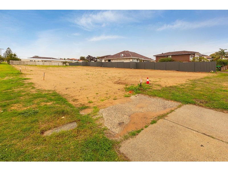 5/128 Healy Road, Hamilton Hill WA 6163