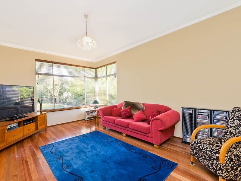 4 Hotspur Road, Spearwood WA 6163