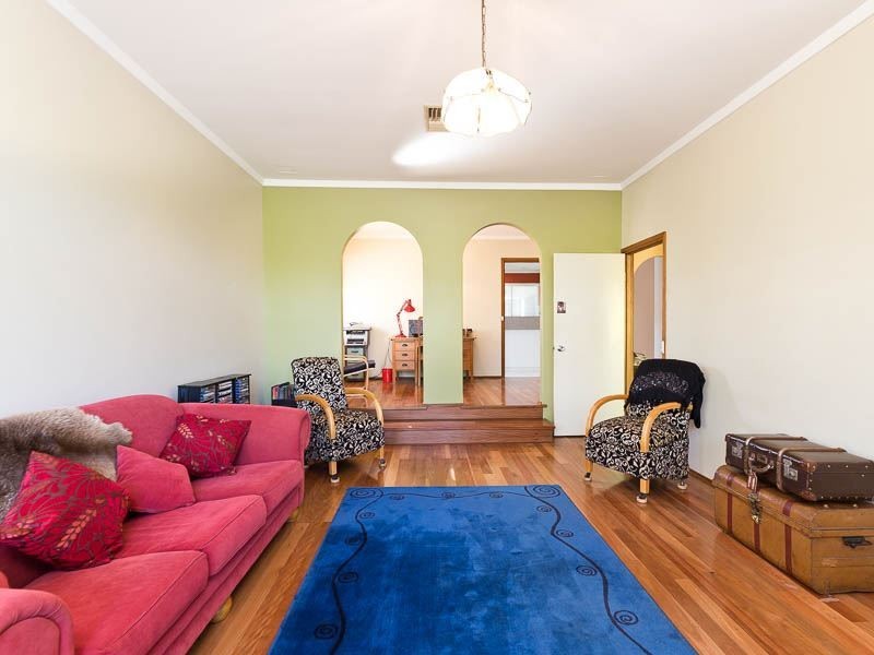 4 Hotspur Road, Spearwood WA 6163