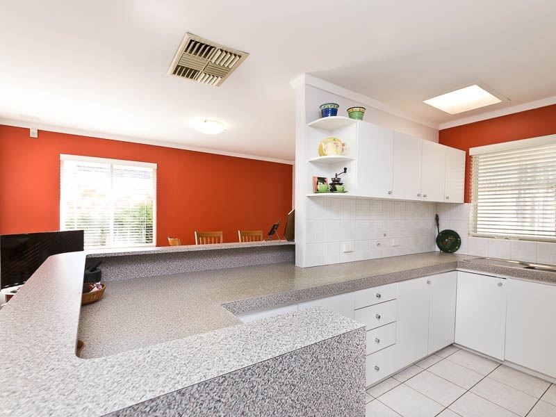 4 Hotspur Road, Spearwood WA 6163