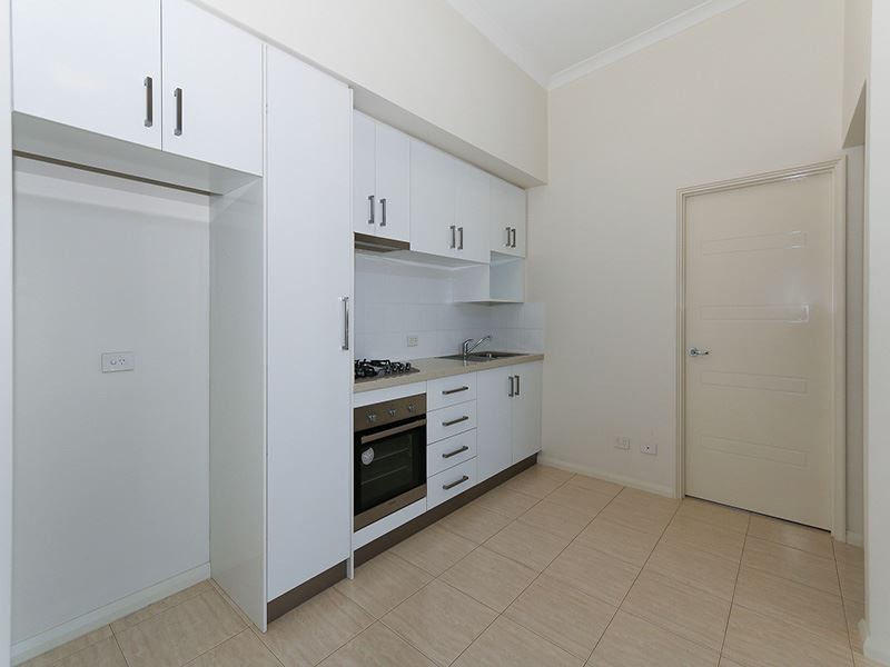 6/67 Bullfinch Street, Spearwood WA 6163