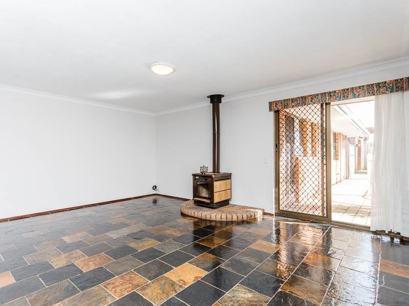 10 Plover Drive, Yangebup WA 6164