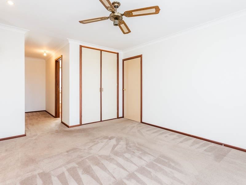 10 Plover Drive, Yangebup WA 6164