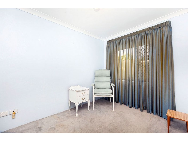 10 Chaucer Close, Spearwood WA 6163