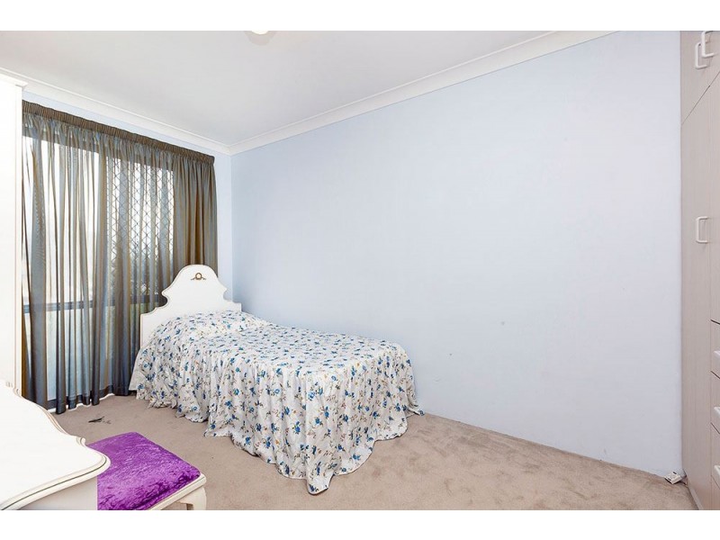 10 Chaucer Close, Spearwood WA 6163