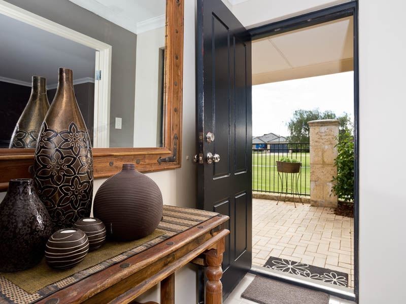 5 Village Lane, Success WA 6164