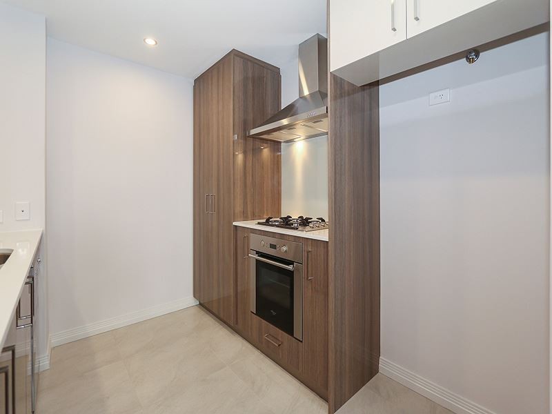 1/6 Pomfret Road, Spearwood WA 6163