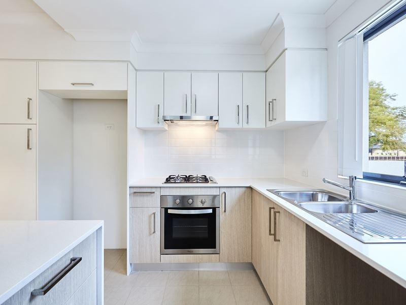 14/27 Congdon Avenue, Beeliar WA 6164