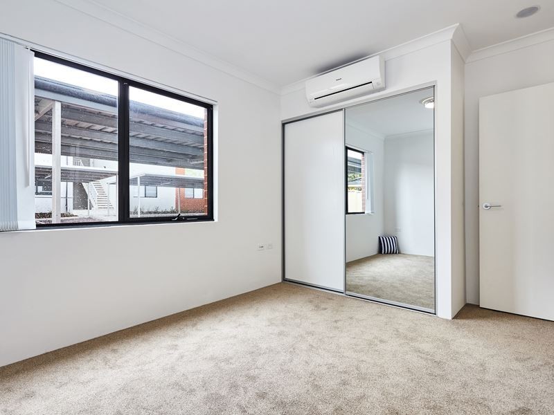 14/27 Congdon Avenue, Beeliar WA 6164