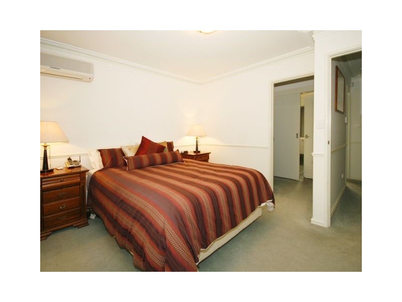 8/16 ritz court, Bibra Lake WA 6163