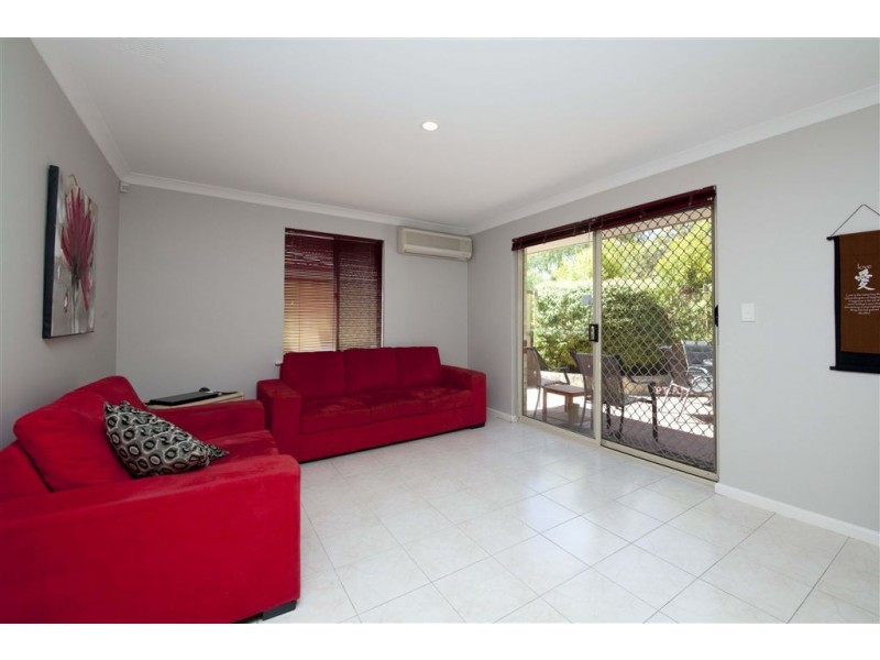 a/18 Kotisina Gardens, Munster WA 6166