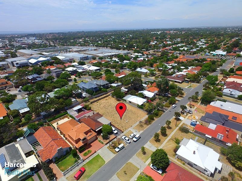 16 Ethelwyn Street, Hilton WA 6163