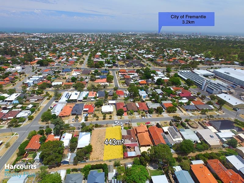 16 Ethelwyn Street, Hilton WA 6163