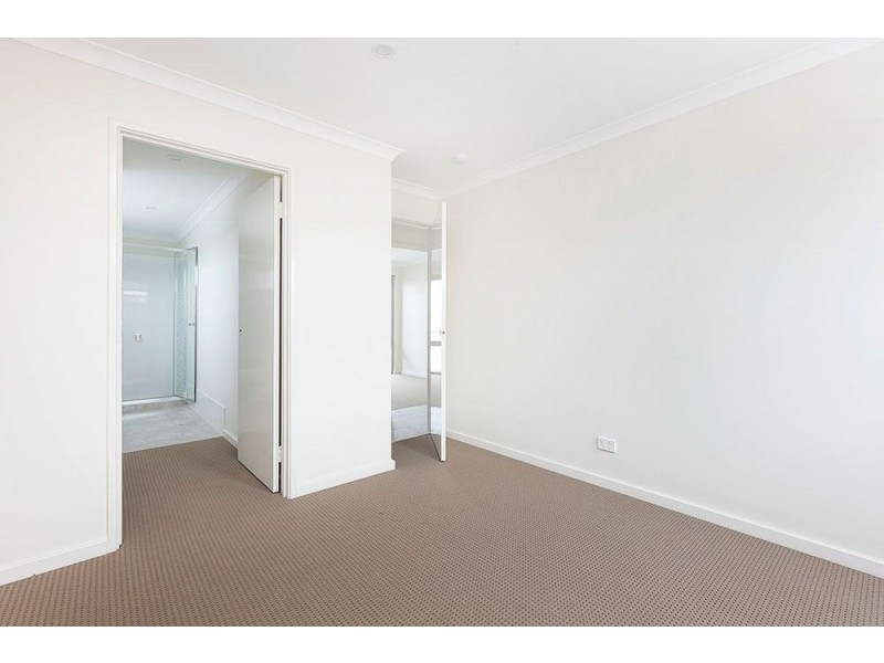 10/70 West Churchill Avenue, Munster WA 6166