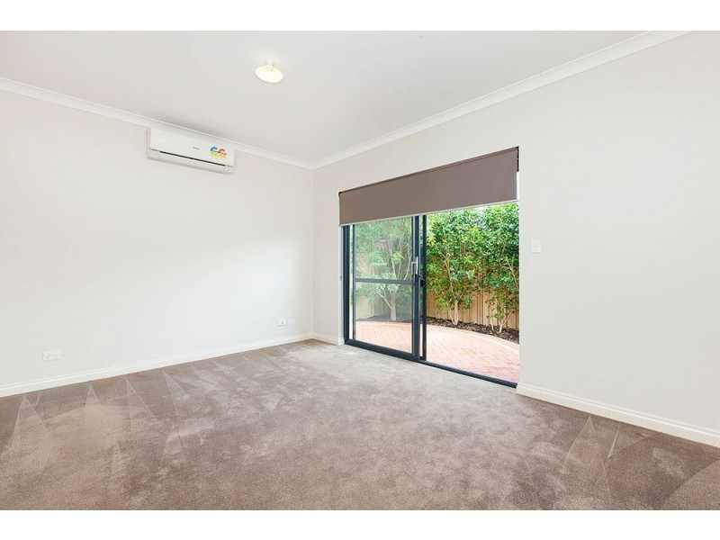 2/1 Gerovich Way, Spearwood WA 6163