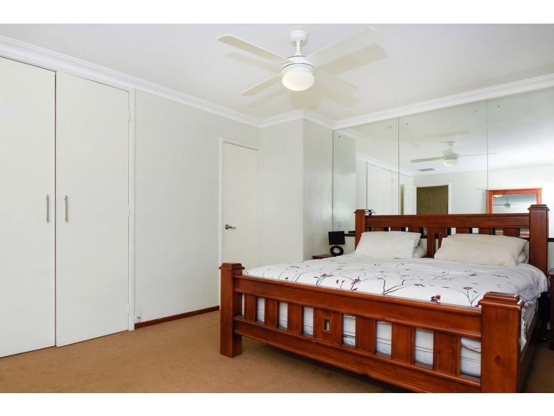 42 Beckett Close, Munster WA 6166