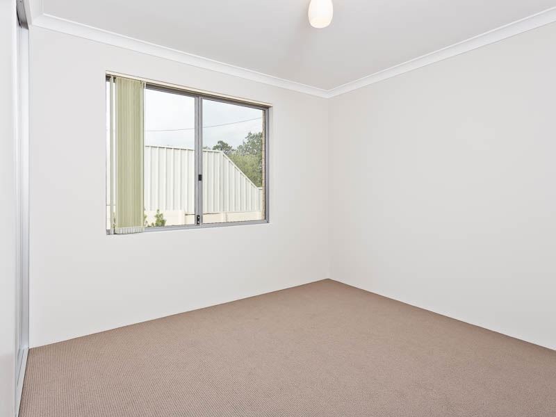 6A Nineham Ave, Spearwood WA 6163