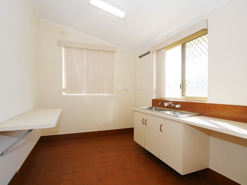 16 Ivermey Road, Hamilton Hill WA 6163