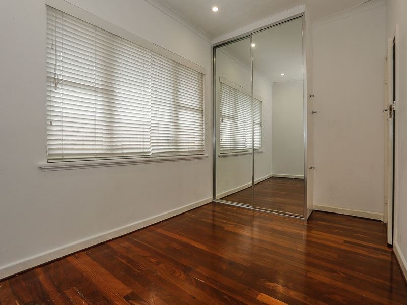 20 Arthur Road, Hamilton Hill WA 6163