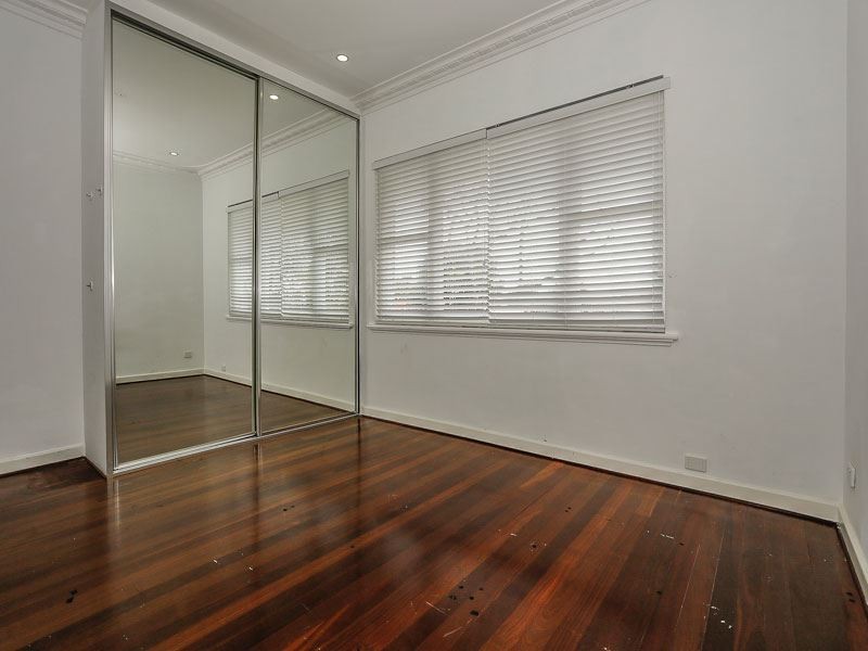 20 Arthur Road, Hamilton Hill WA 6163