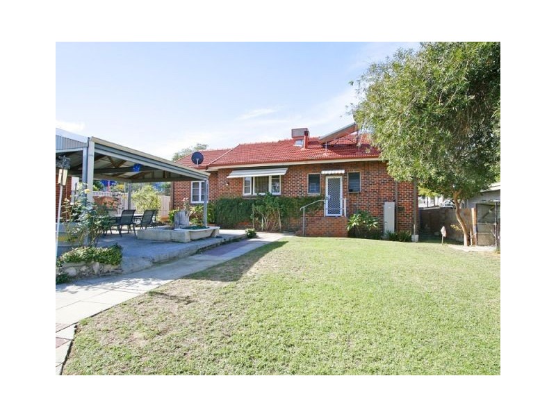 11 Chamberlain Street, O’connor WA 6163