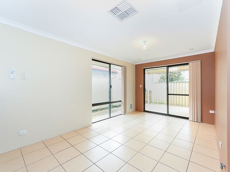 6 Koomba Rise, Bertram WA 6167